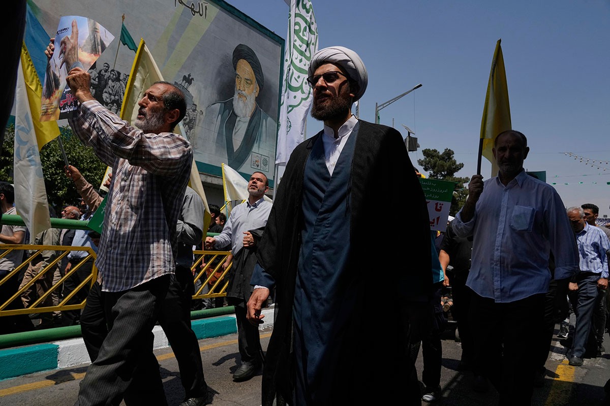 Nova faza sukoba: Iran prijeti napadima na američke baze