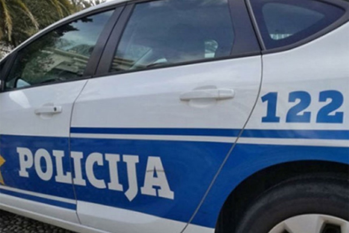 Pokrenulo se klizište, povrijeđen bagerista