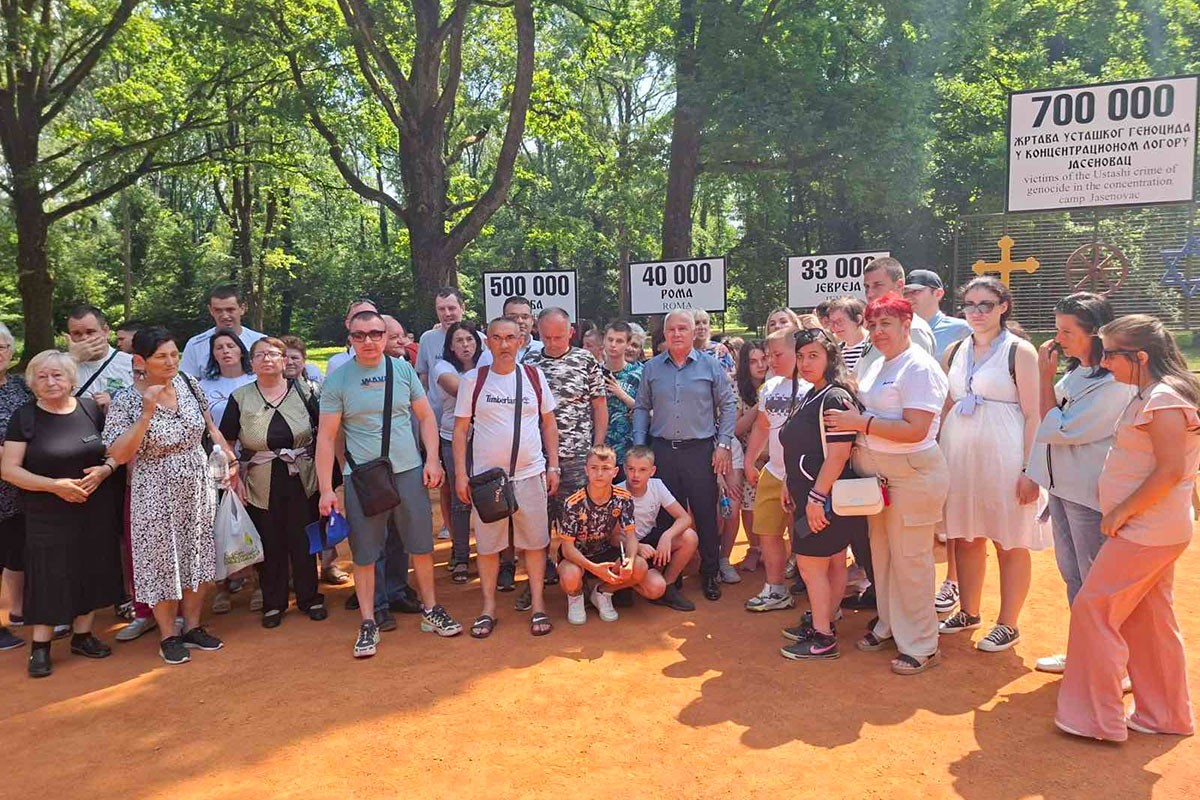 Donja Gradina: Istorijski čas za učenike sa Kosmeta