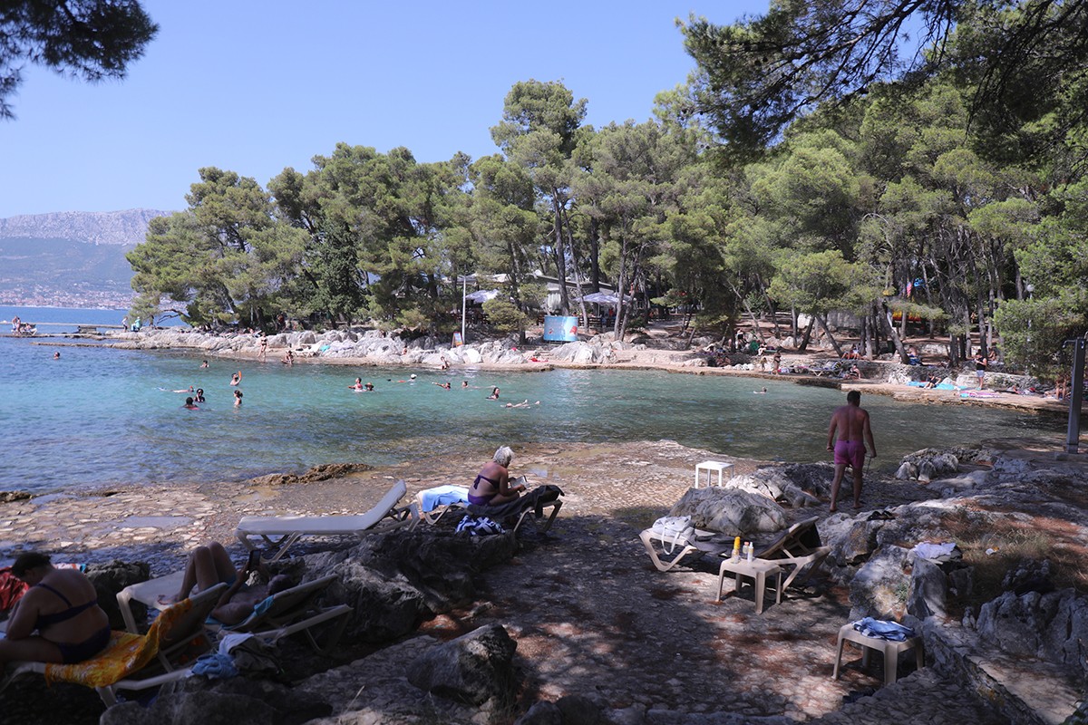 Odvratan smrad na hrvatskoj plaži pred vrhunac sezone