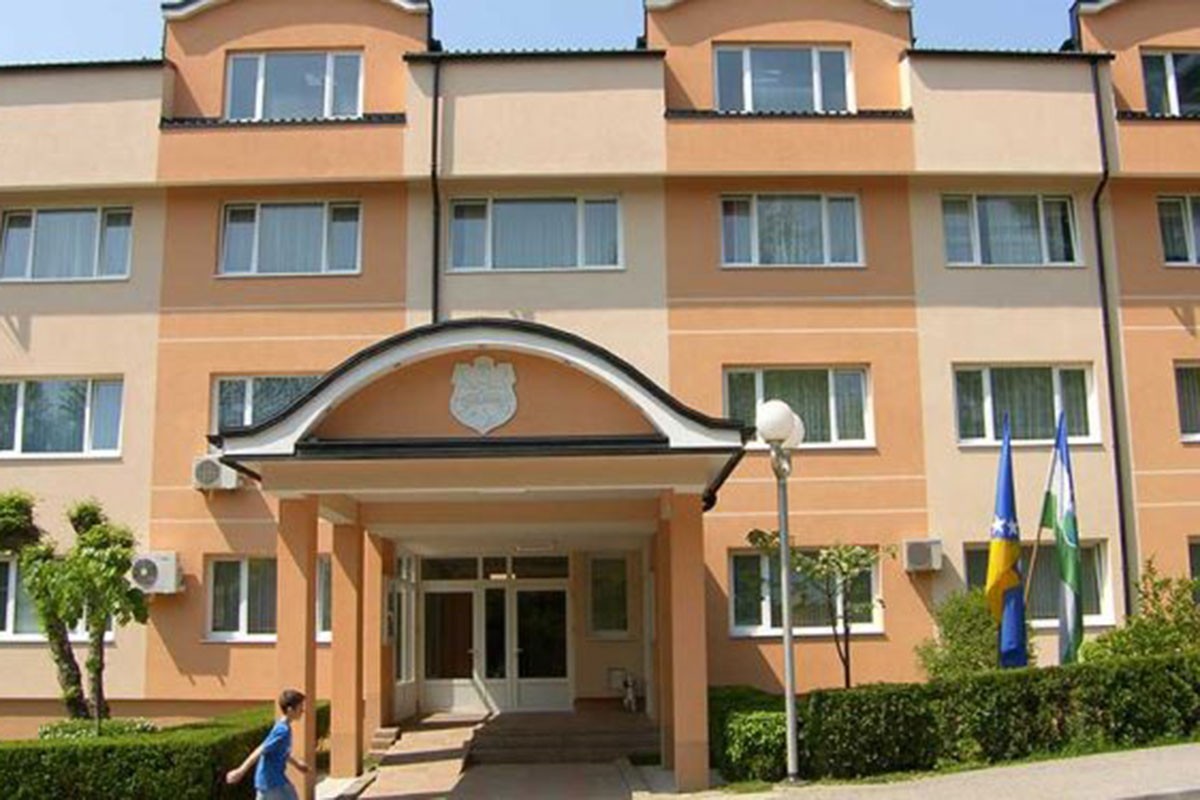 Uslovna kazna zatvora za bivšeg načelnika Velike Kladuše
