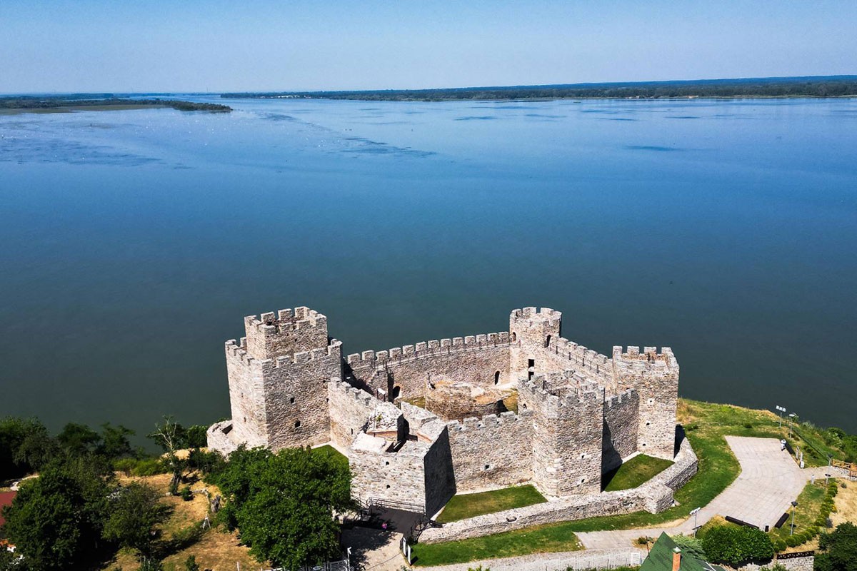 Upoznajte istočnu Srbiju: Tamo gdje tvrđave pričaju, a Dunav pamti (FOTO)