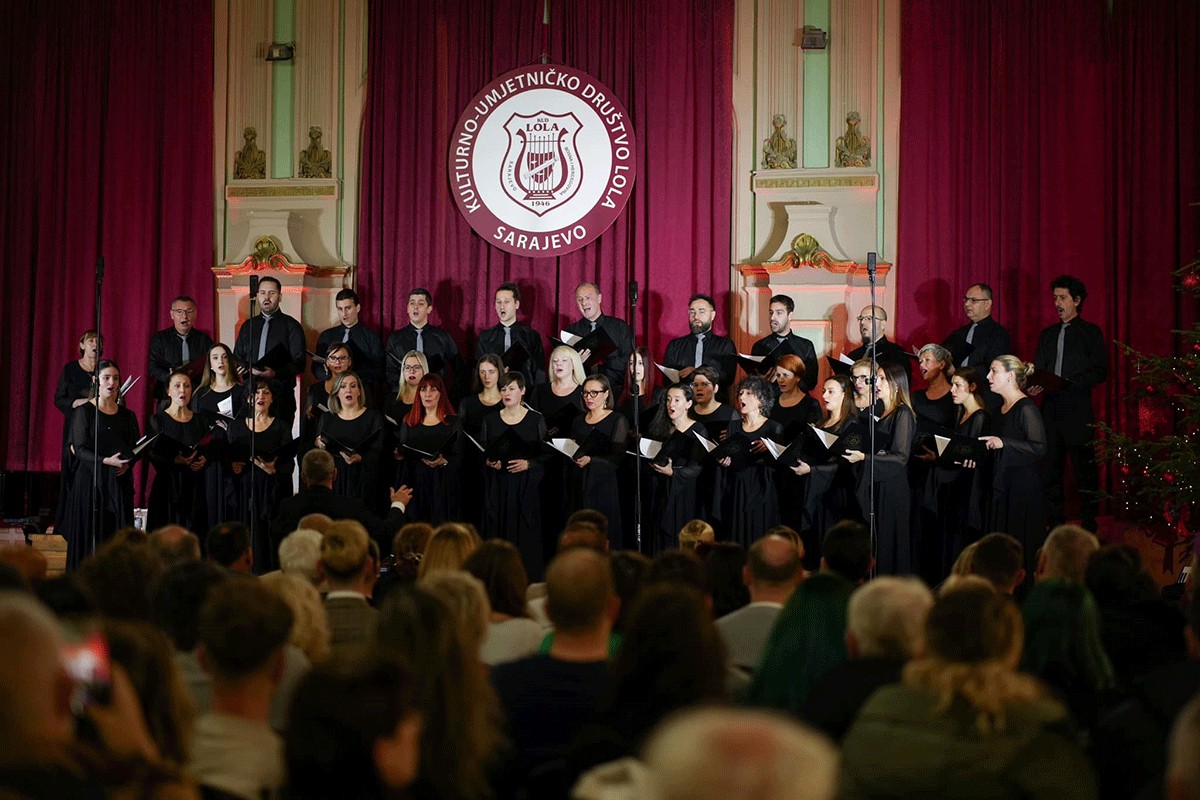 "Kultura na ulice 2025!": Koncert Kamernog mješovitog hora KUD "LOLA"