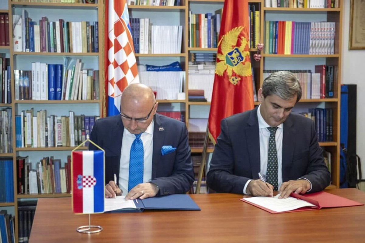 Crna Gora poklonila Hrvatskoj dom kulture