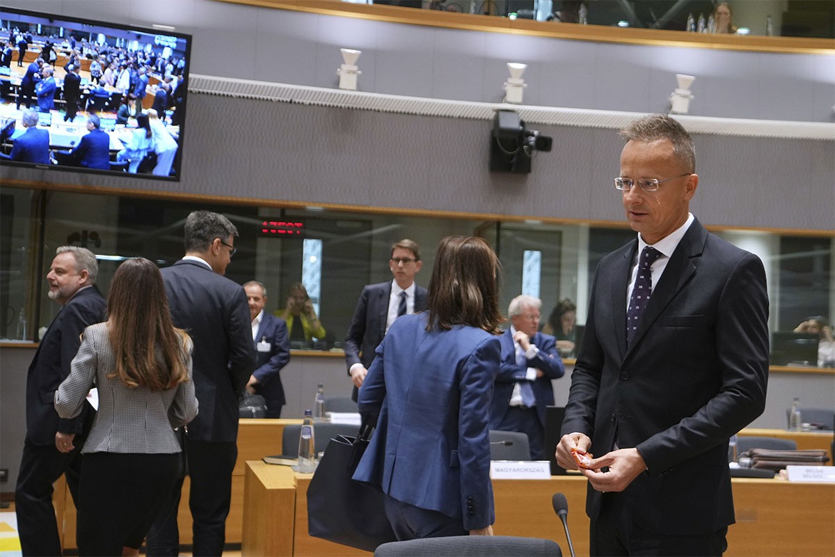 Sijarto: Mađarska i Slovačka blokirale usvajanje novih sankcija Rusiji