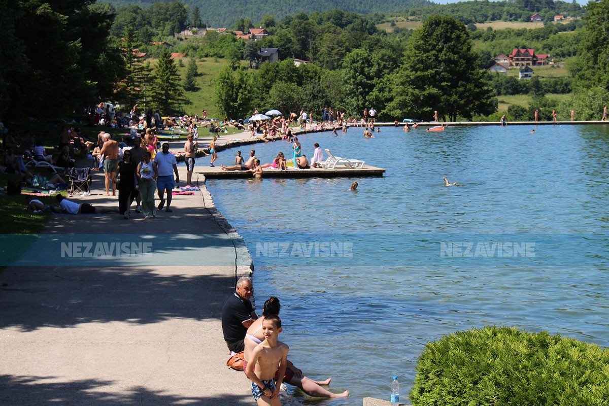 Poželjna mjesta za osvježenje: Vreli dani na Janjskim otokama i Balkani
