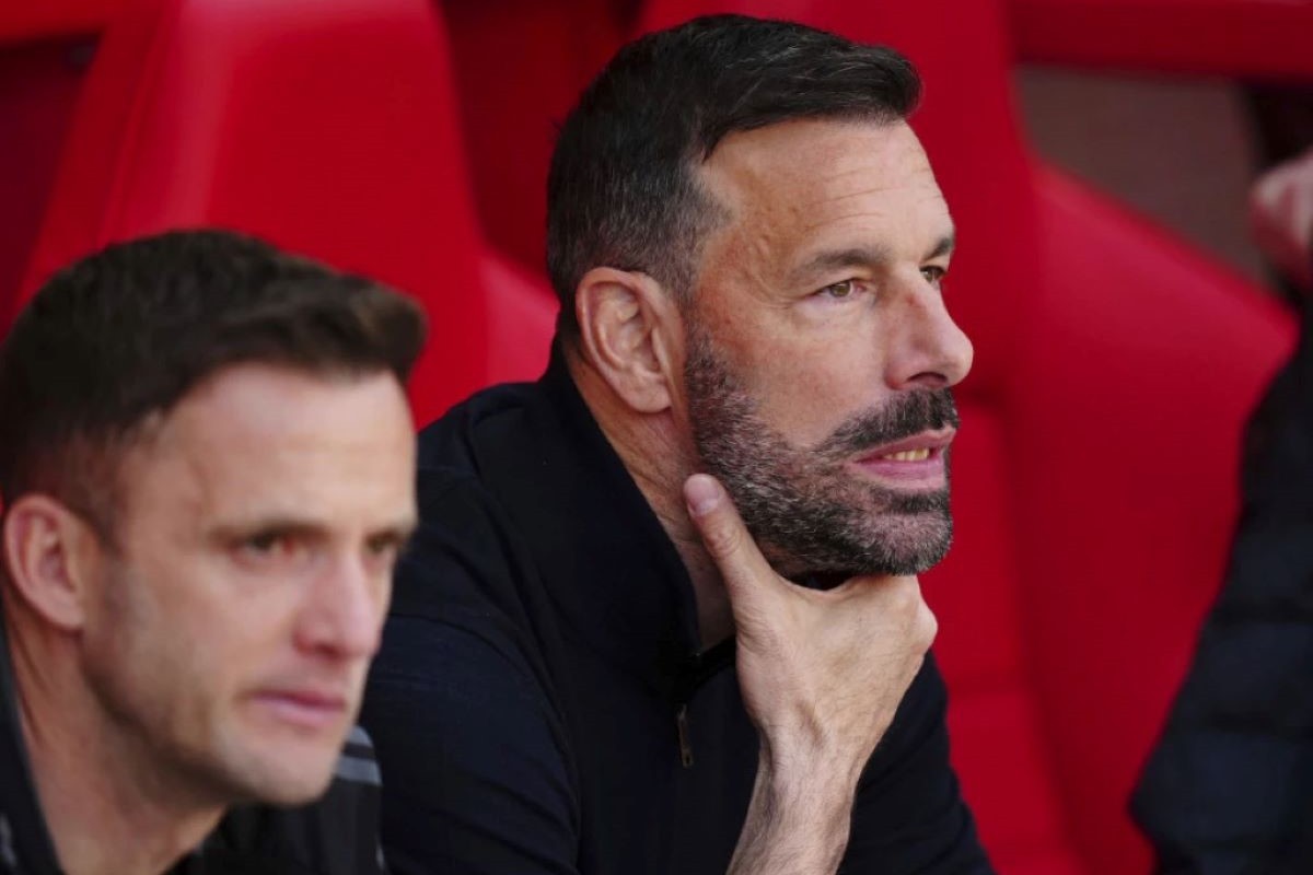 Razišli se Lester i Rud Van Nistelroj