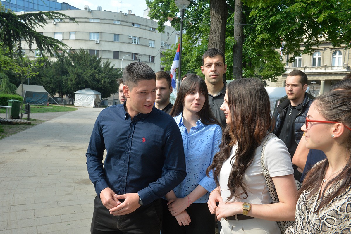 "Studenti koji žele da uče" najavili književno veče u Pionirskom parku