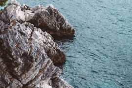 Poginuo pri padu sa litice kod Crikvenice