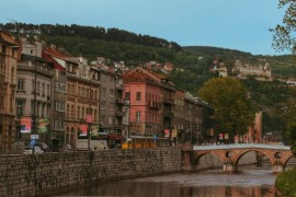 U Sarajevu povećanje dolazaka i noćenja turista i tokom juna