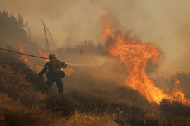 Izgorjele povratničke kuće u okolini Istoka