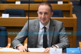 Bodiroga traži da se u Srpskoj uklone spomenici hrvatskim borcima