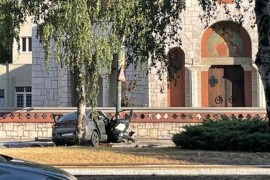 Detalji udesa u Sarajevu: Autom prešao preko šina u suprotnu traku i ...