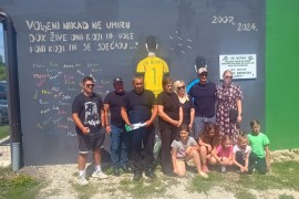 Otkrivena spomen ploča u znak sjećanja na stradalog mladog golmana u ...