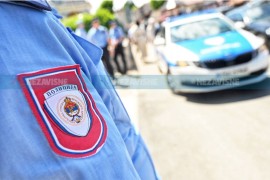 Osumnjičen da je stavio ženi nož pod vrat i zaprijetio joj klanjem