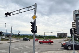 Postavljanje tri semafora na raskrsnicama sa visokim rizikom