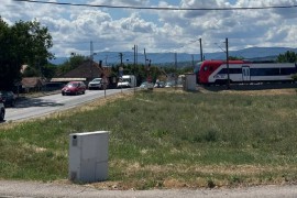 Užas kod Valjeva: Voz udario osobu na barskoj pruzi (FOTO)