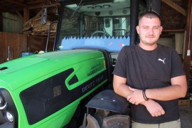 Mile Popović, mladi poljoprivrednik: Plastenik i njiva najbolja fabrika