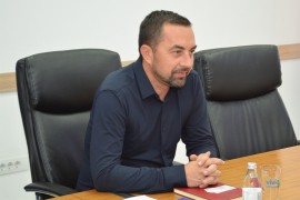 Jerinić: Paljenje automobila Hurtića napad na demokratske institucije