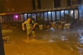 Jak vjetar i obilne padavine u Hrvatskoj, ulice pod vodom (VIDEO)