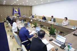 Zaposlenima u institucijama BiH povećan topli obrok