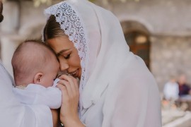 Tamara Dragić krstila sina u najljepšem beogradskom manastiru (FOTO)