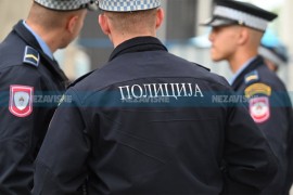 Veto Bošnjaka zbog pomoćnog sastava policije: Srpska pisali malim ...