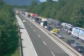 Detalji nesreće u Sloveniji: Kombi vozio Ukrajinac, utvrđuje se ...