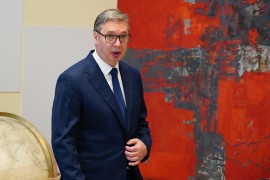 Vučić: Emocije da utihnu i da svi sednemo da razgovaramo