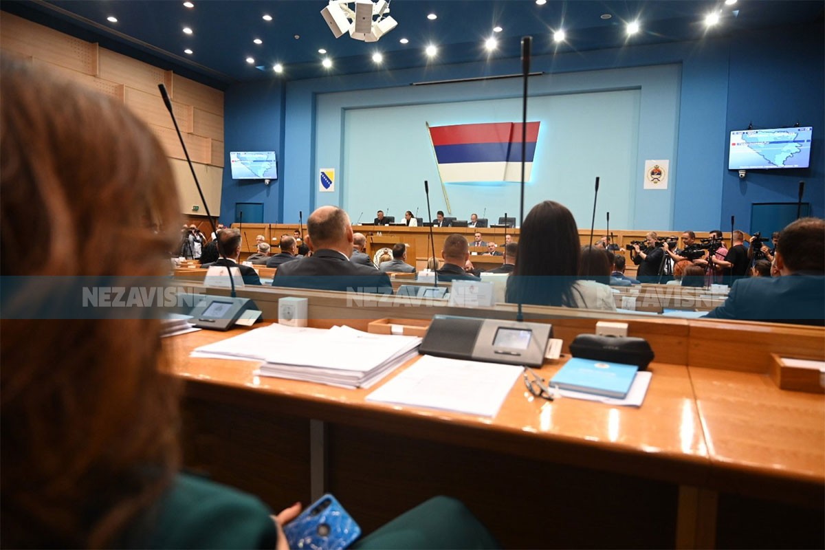Poslanici nastavljaju raspravu: Na dnevnom redu izmjene Zakona o oružju