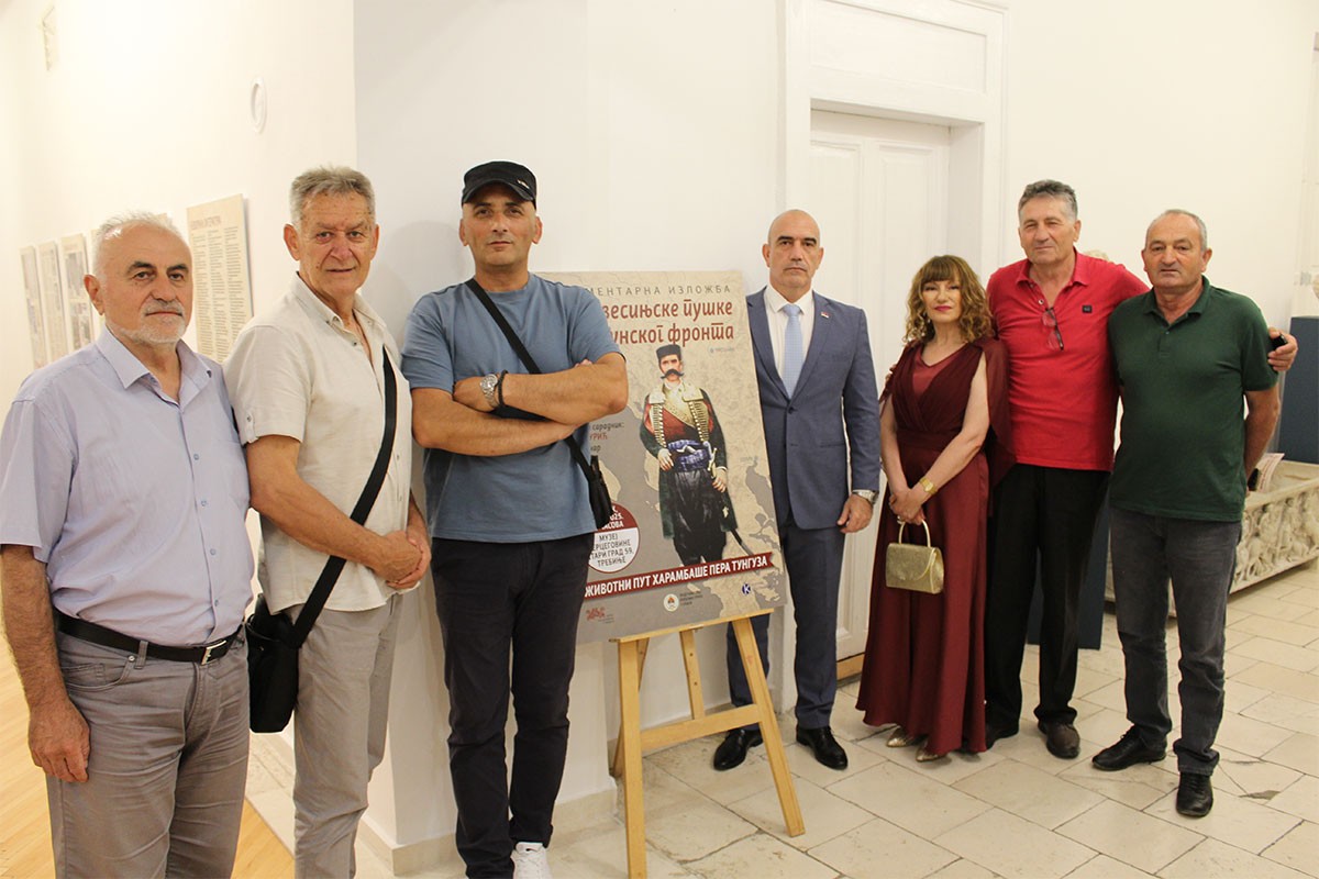 Otvorena izložba o harambaši Peri Tunguzu