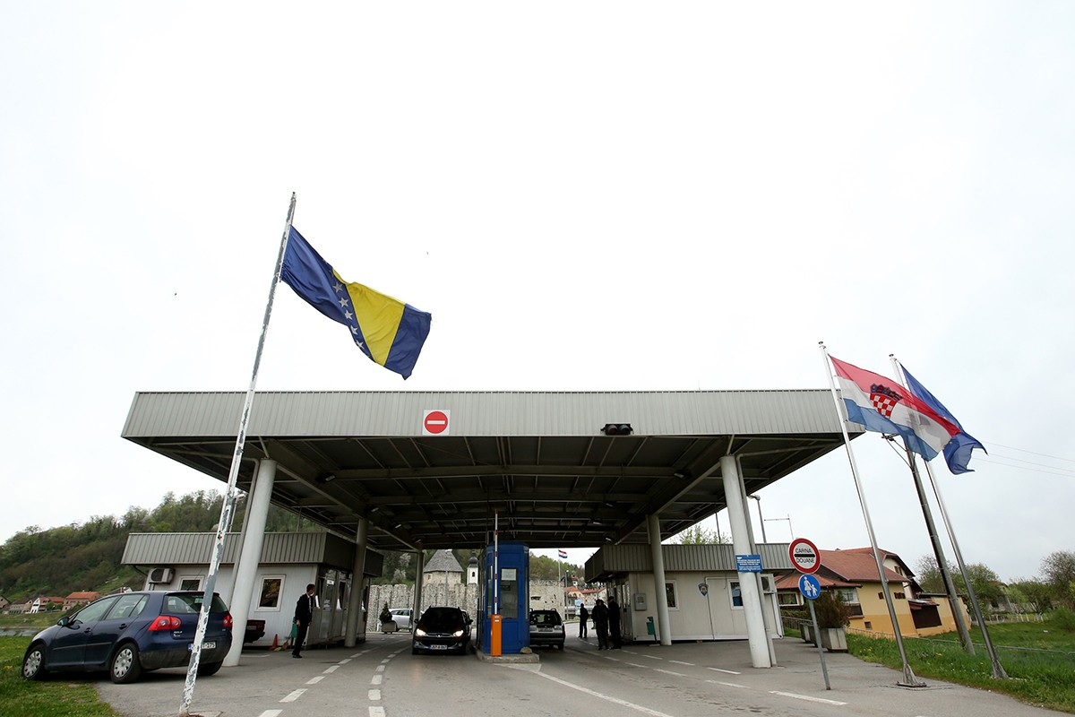 BiH privlači vozače i pušače iz Hrvatske: Ovo su uštede
