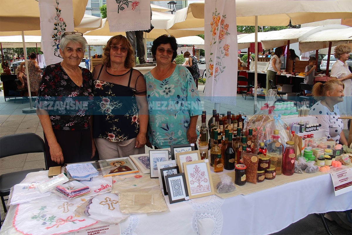 Vješte ruke tri Dubičanke ne daju da izumre tradicija potkozarskog kraja