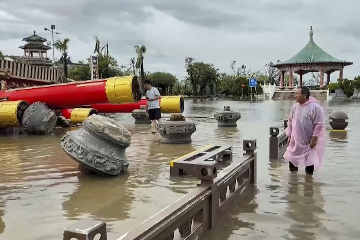 Tajfun odnio dva života na Tajvanu, povrijeđeno više od 300 ljudi