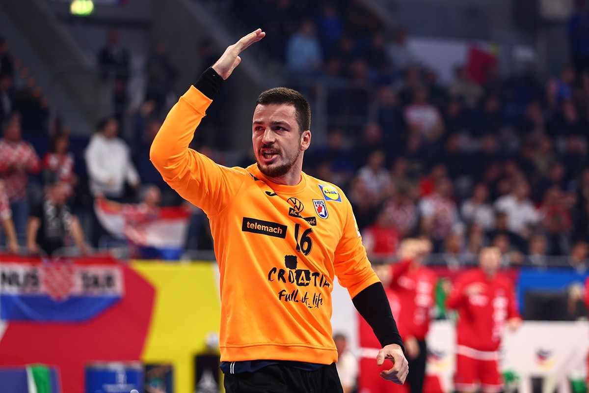 Potpisao za srpski klub pa ludovao na Thompsonovom koncertu