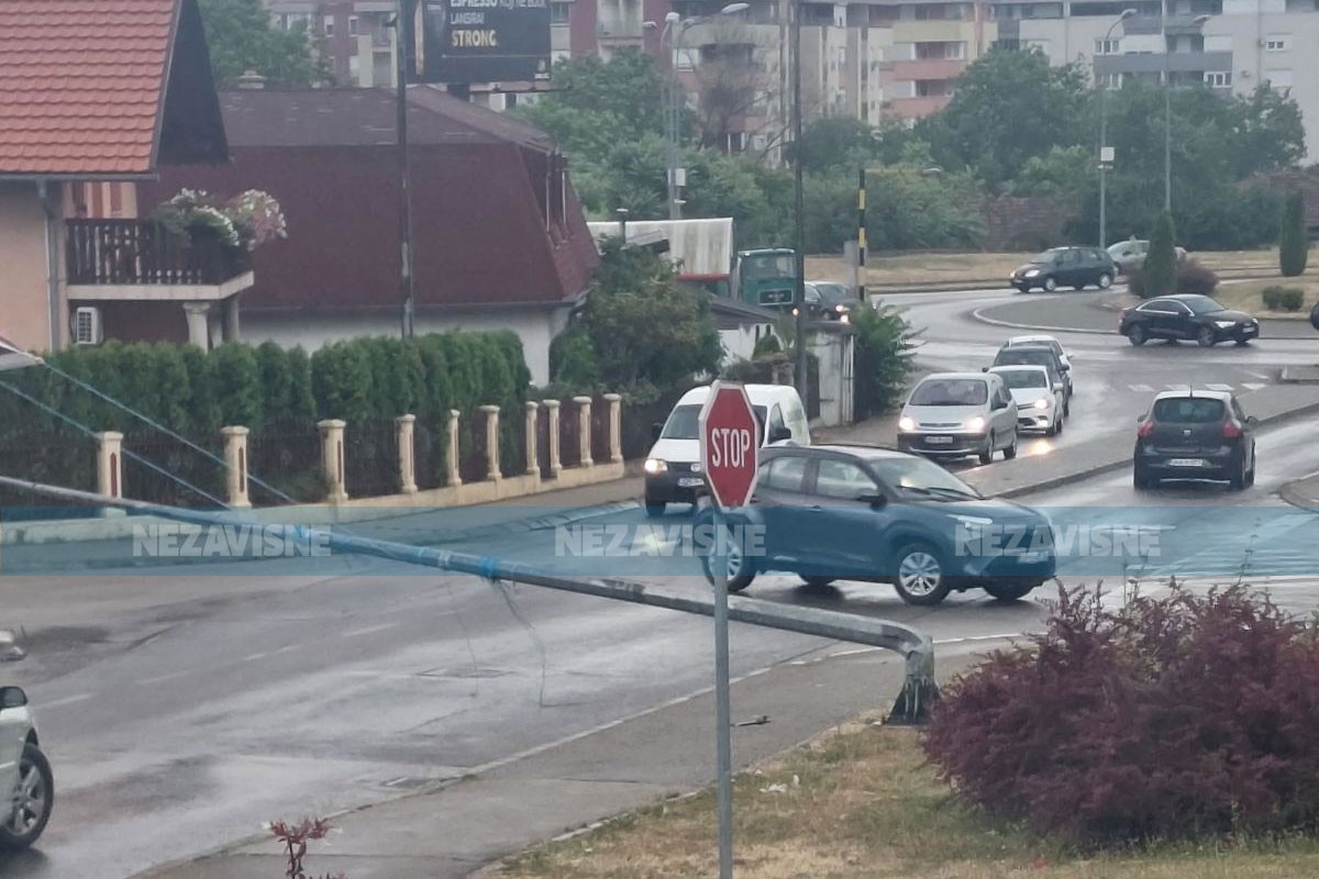 Banjaluku pogodilo nevrijeme praćeno jakom kišom i udarima vjetra (VIDEO)