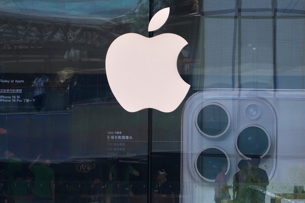 Prvi preklopni iPhone sklapa kockice: Proizvodna linija spremna