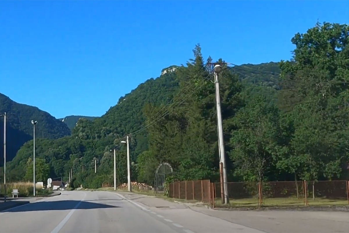 Udes na putu Banjaluka - Mrkonjić Grad, obustavljen saobraćaj
