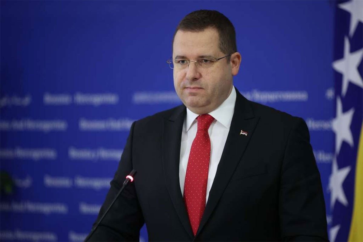 Kovačević o Šmitovoj odluci: BiH nije država nego šarena laža