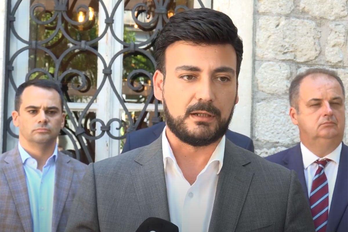 Braća Mitrović na saslušanju zbog napada na predsjednika opštine Budva