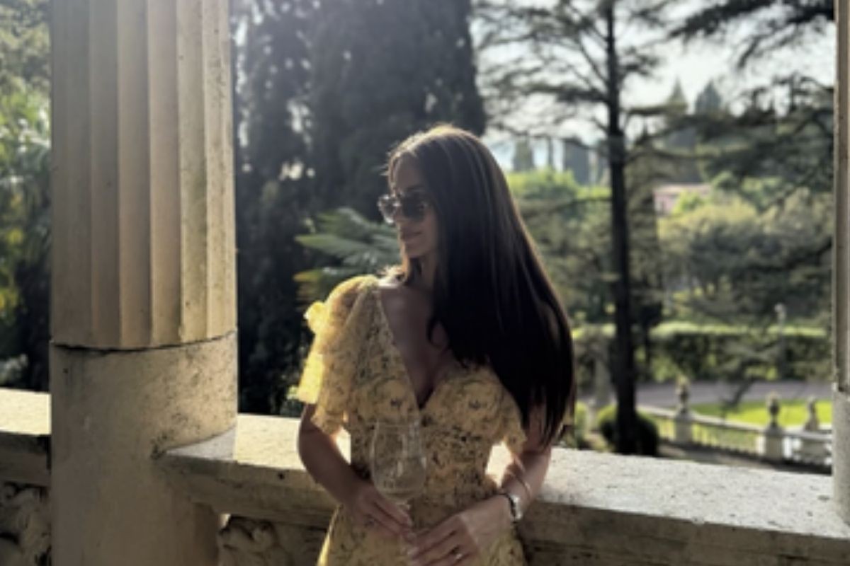 Dragana Kosjerina mami poglede u topu i šortsu (FOTO)