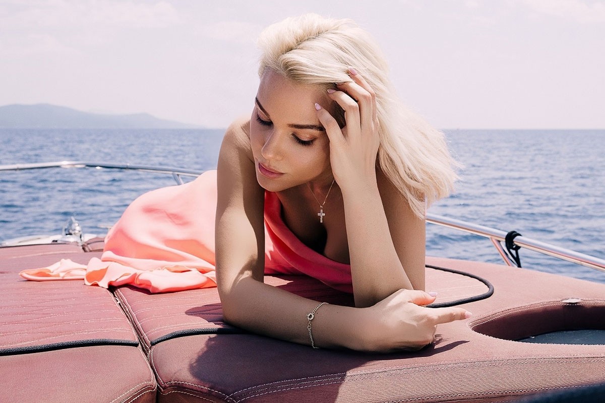 Najava novog albuma: Lena Kovačević objavila pjesmu "Tako treba"