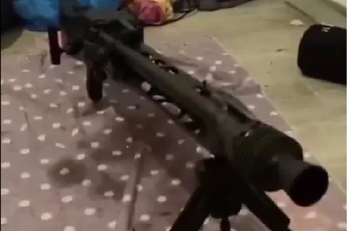Šverceri oružja u Francuskoj prodaju jugoslovenski mitraljez "šarac" (VIDEO)