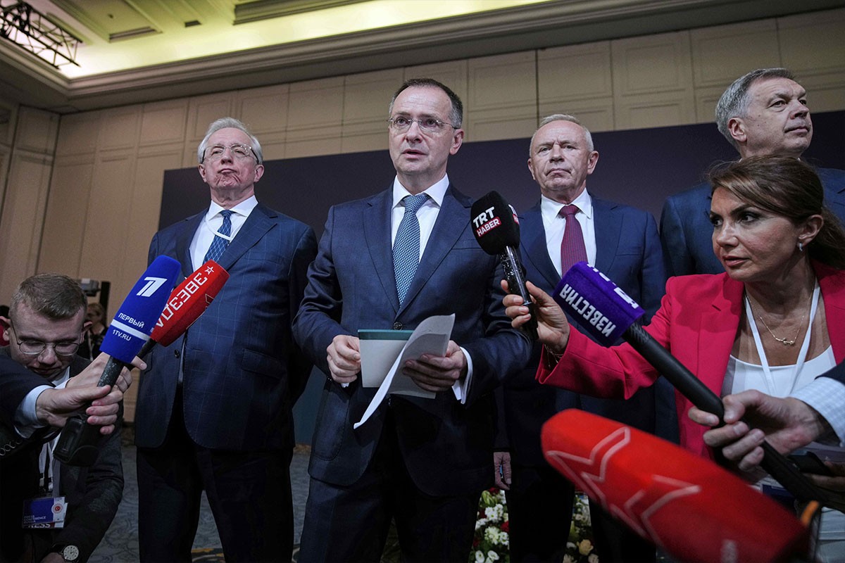 Šef ruske delegacije saopštio uslove za susret Putina i Zelenskog