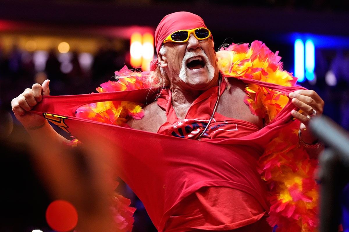 Ovako je Hulk Hogan postao legenda: Podigao čovjeka od 238 kilograma iznad glave (VIDEO)