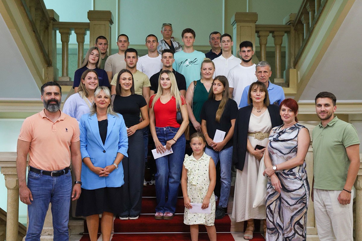 Banjaluka: Uručena rješenja za sportske stipendije, ko su dobitnici