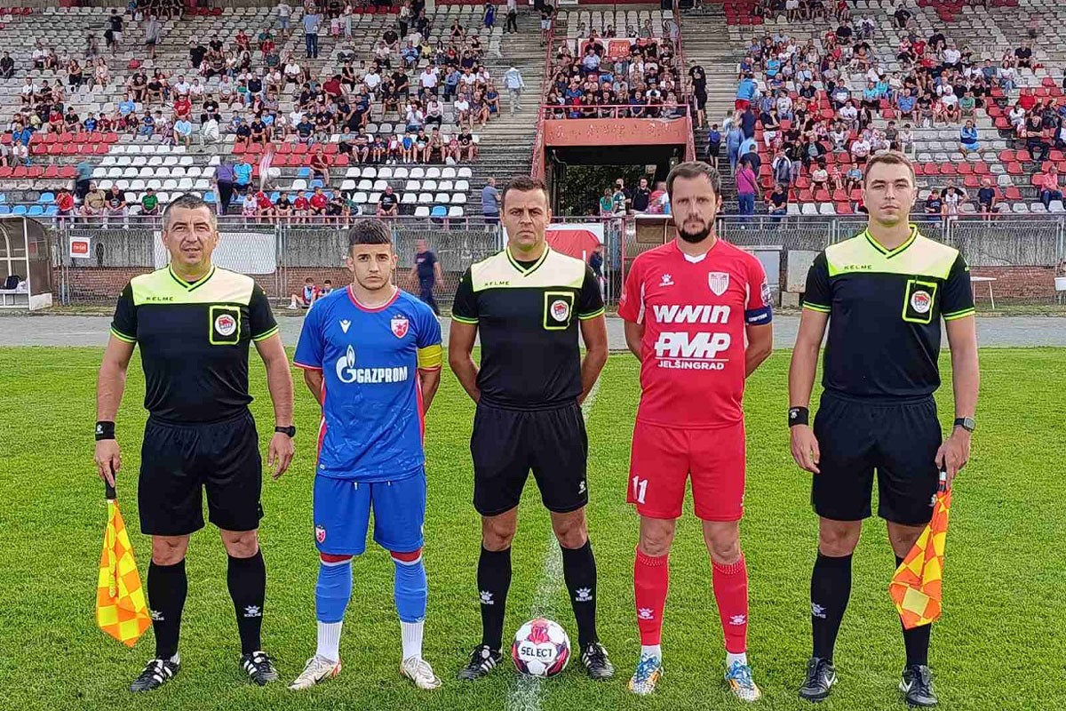 Crvena zvezda napunila tribine u Gradišci