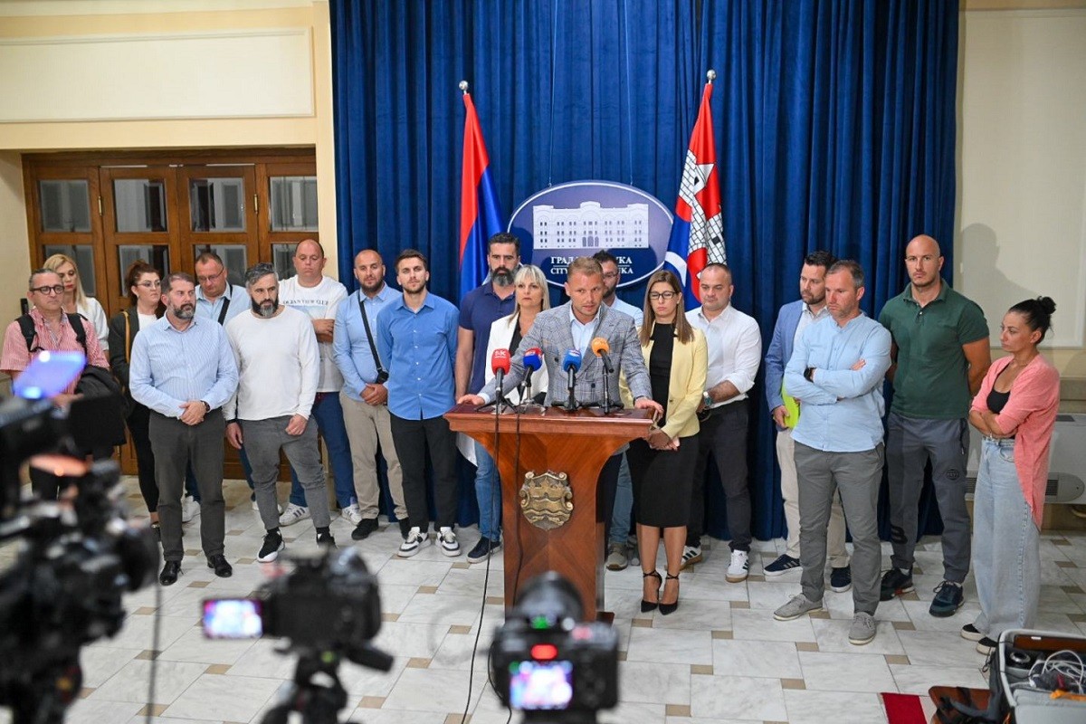Stanivuković o Gradskom olimpijskom bazenu: "Osjećam se poraženim"