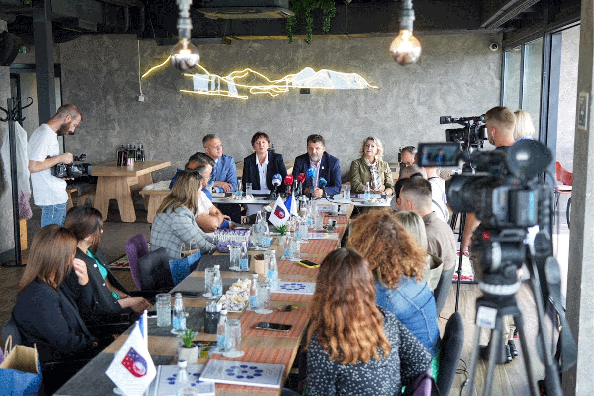 MUP KS: Od 1. avgusta zahtjevi i izdavanje pasoša u svim opštinama