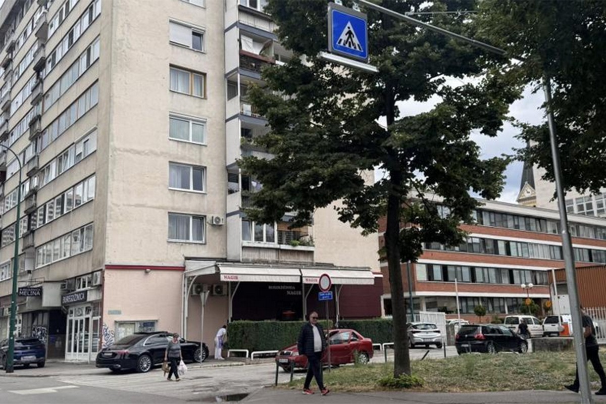 Veća sigurnost učesnika u saobraćaju: Počeli radovi na pješačkim prelazima u KS